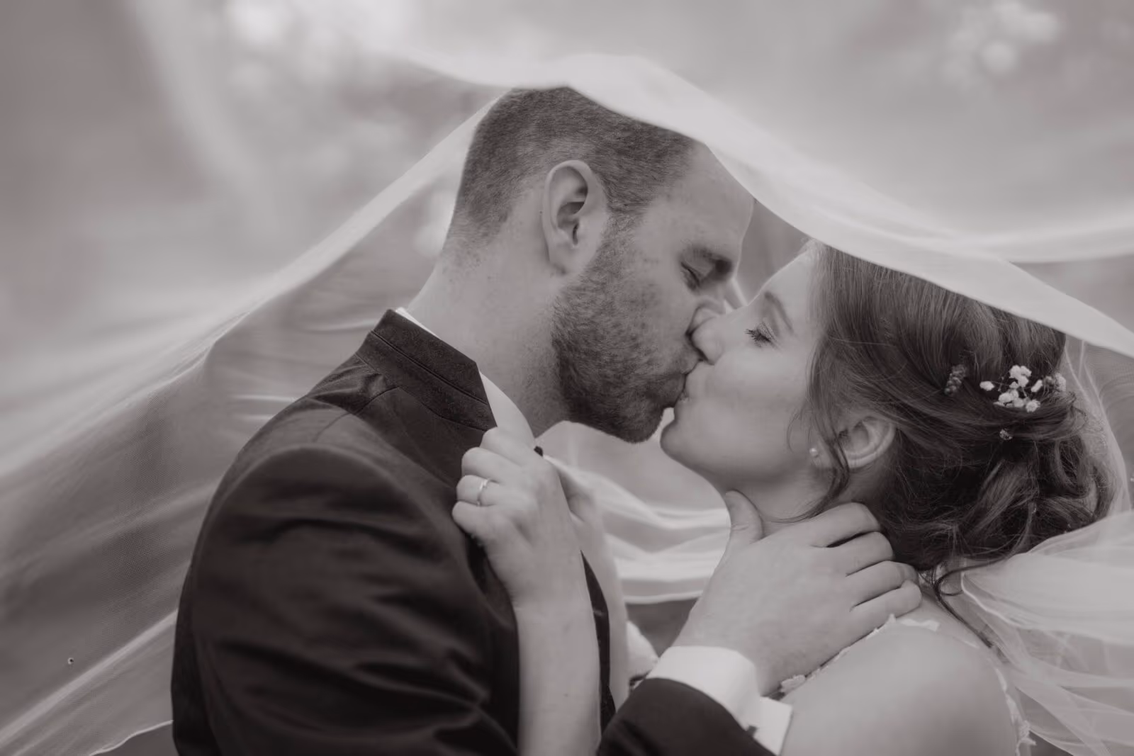 Glückliches Brautpaar